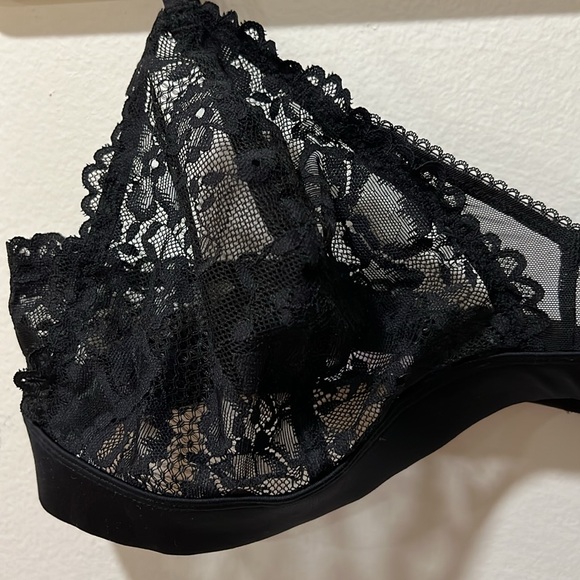 Savage X Fenty FLORAL LACE & MESH BRALETTE - Black / XL - Picture 2 of 4
